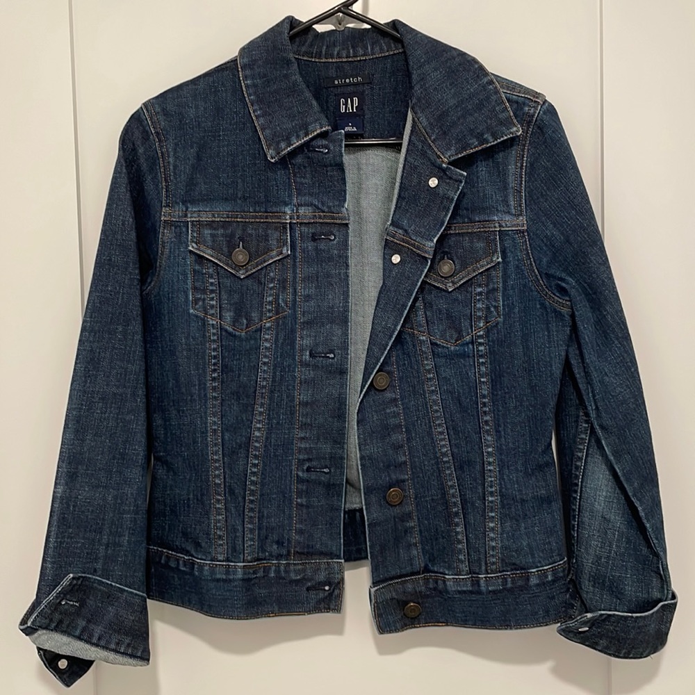 🌟HOST PIcK🌟 Gap stretch icon denim jacket- women’s small